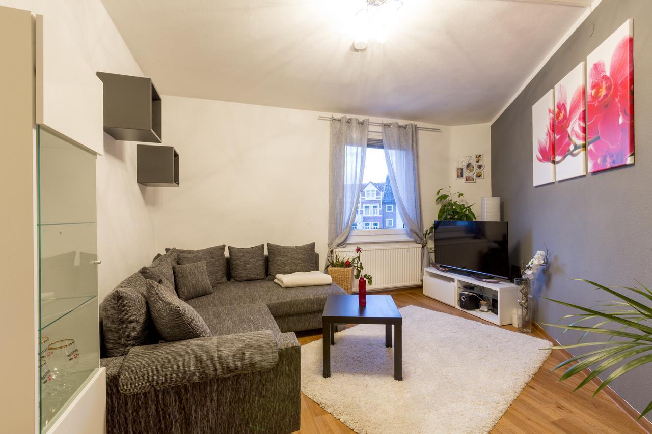 Business Apartment *