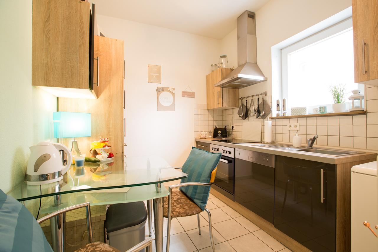 Business Apartment *